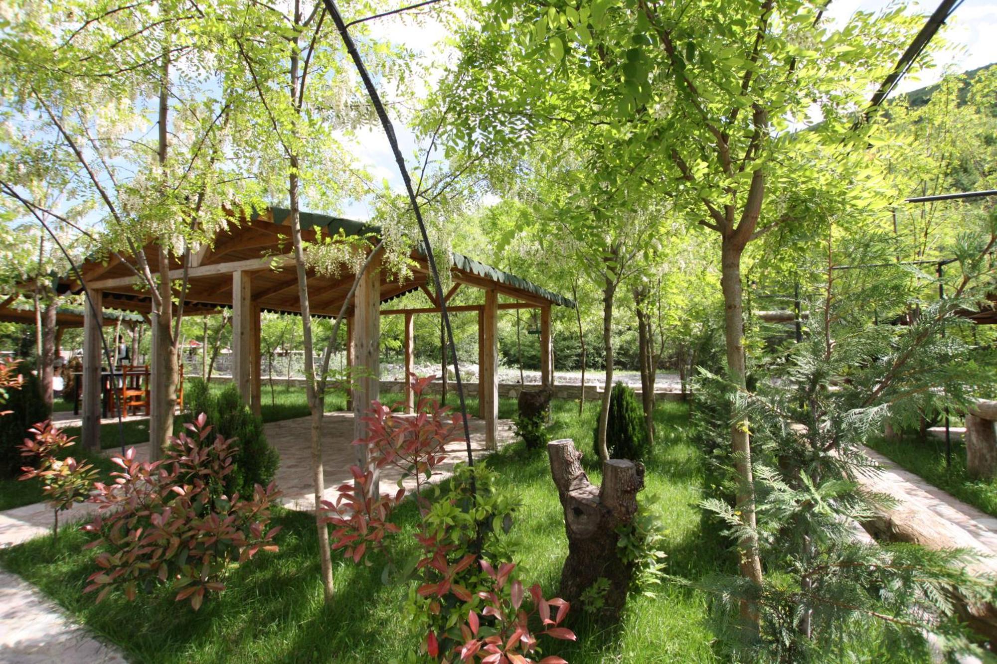 Villa Lugina E Shengjergjit ,Bujtinat à Tirana Extérieur photo