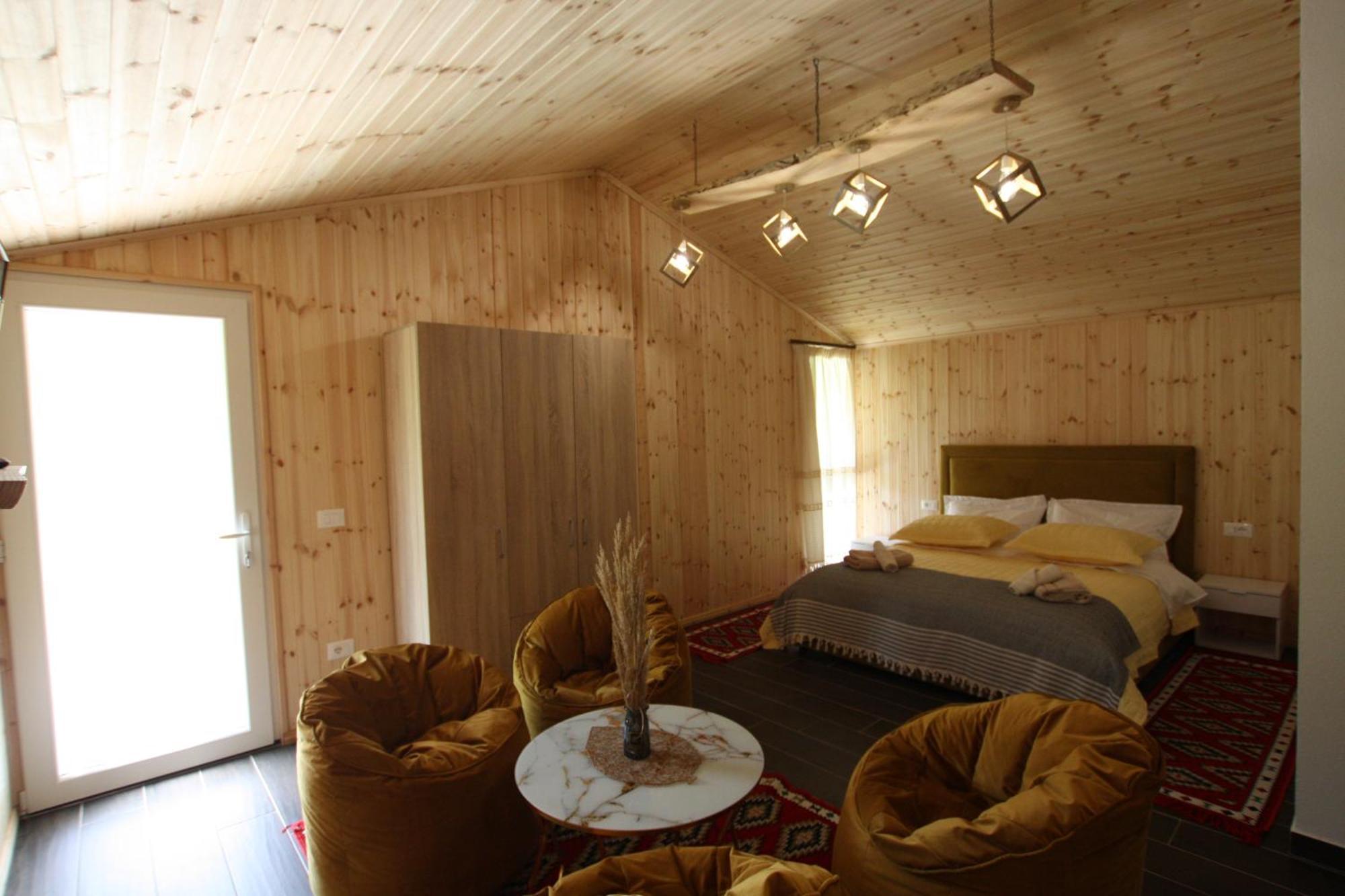 Villa Lugina E Shengjergjit ,Bujtinat à Tirana Extérieur photo