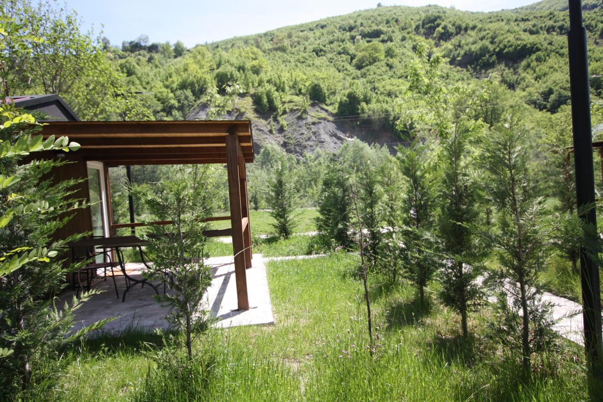 Villa Lugina E Shengjergjit ,Bujtinat à Tirana Extérieur photo