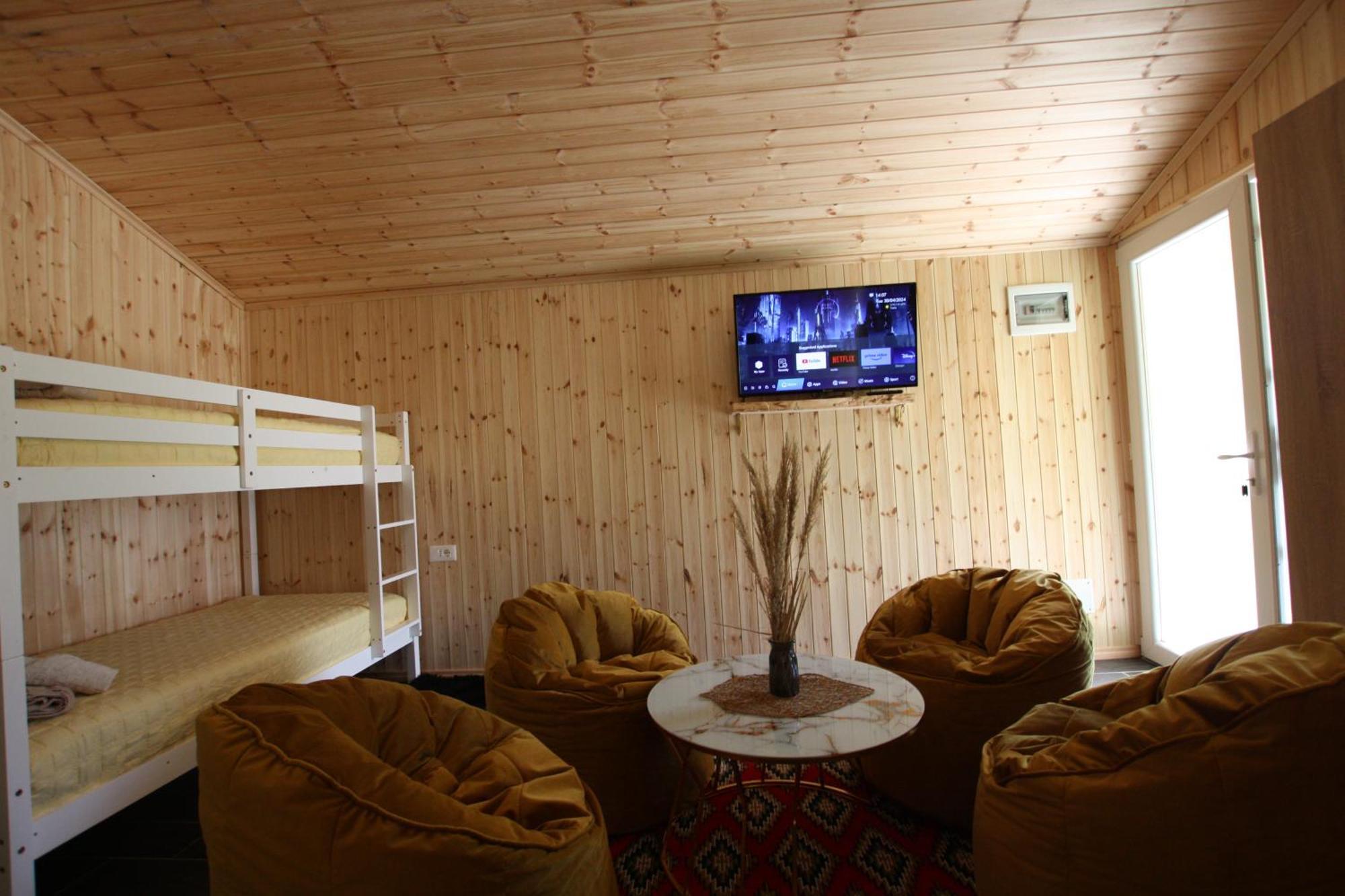 Villa Lugina E Shengjergjit ,Bujtinat à Tirana Extérieur photo